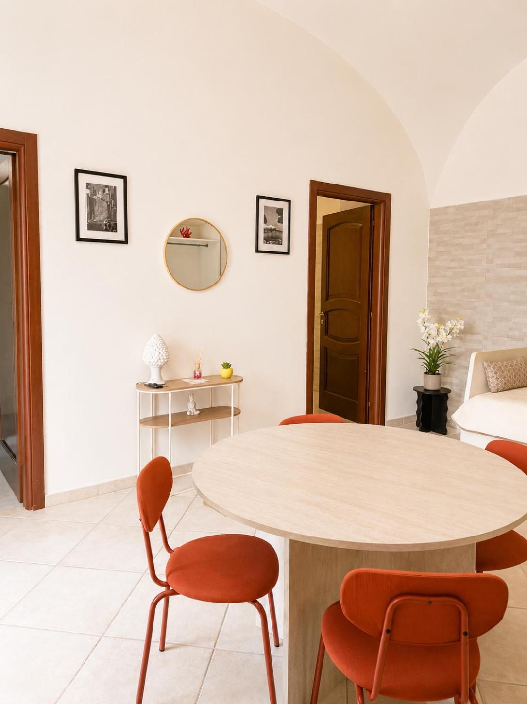 One-Bedroom Deluxe Apartment
