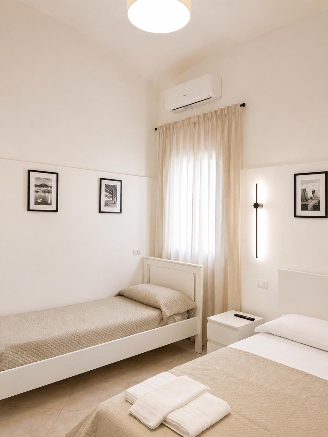 One-Bedroom Deluxe Apartment